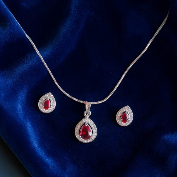 Red droplet pendant set
