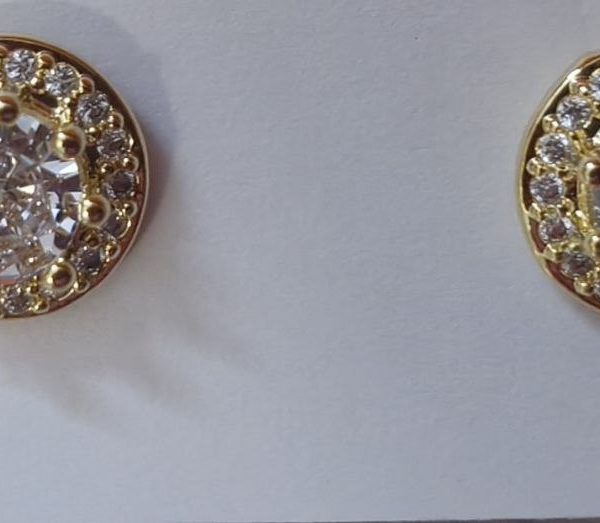 CIRCLE AD STUDS WITH GOLDEN DOTS
